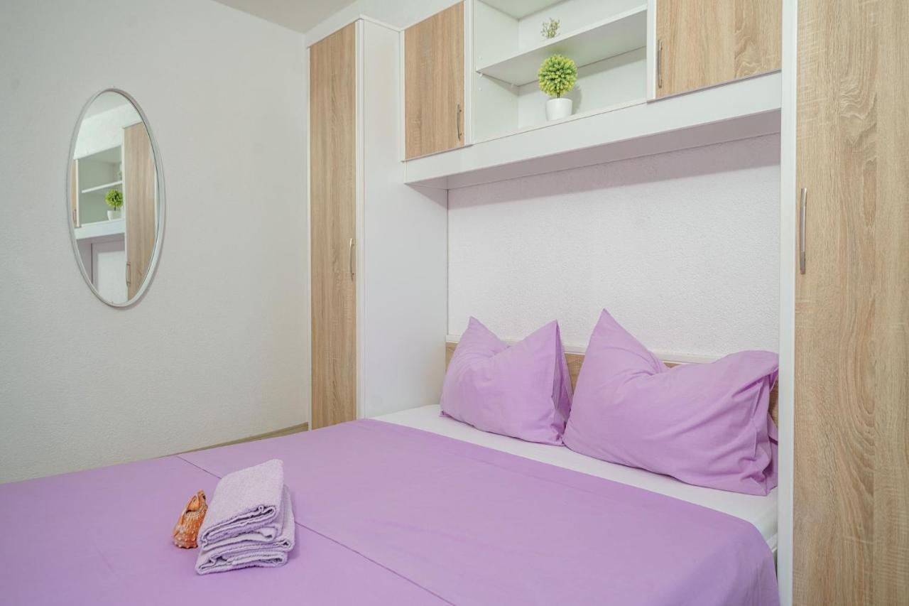 Apartmani Gabriella Vodice Zewnętrze zdjęcie