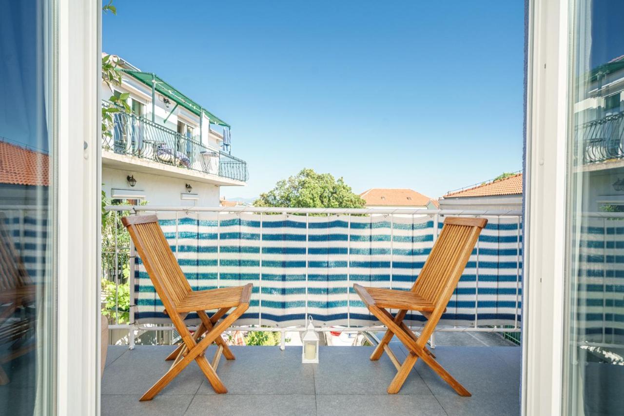 Apartmani Gabriella Vodice Zewnętrze zdjęcie